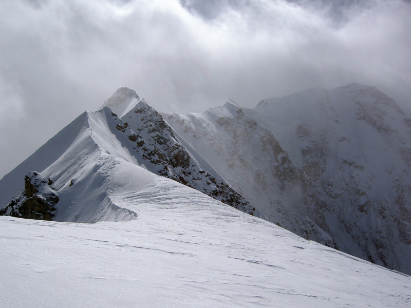 Файл:Гребень Шхары.JPG